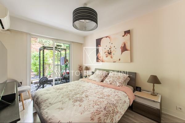 Appartement
         5 pièces
        - 93 m² Exclusivité 635 000 € *