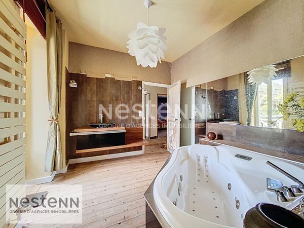 MAISON 4 CHAMBRES A BOUIN (85230)