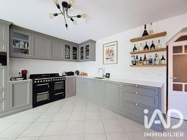 Maison à vendre 7 pièces 225 m² Pont-du-Casse