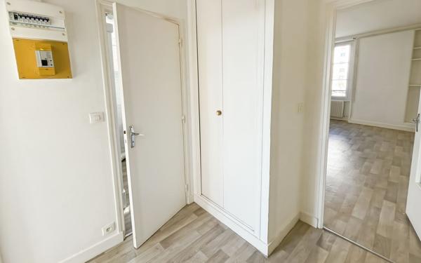 Appartement à louer    1 pièce •  Orléans