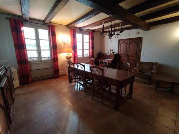 Maison à vendre à Maurs dans le Cantal (15600), ref : 059-1569