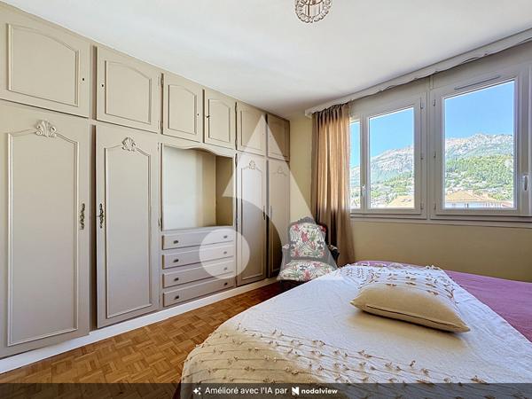 Appartement 4 pièces 90.89 m2