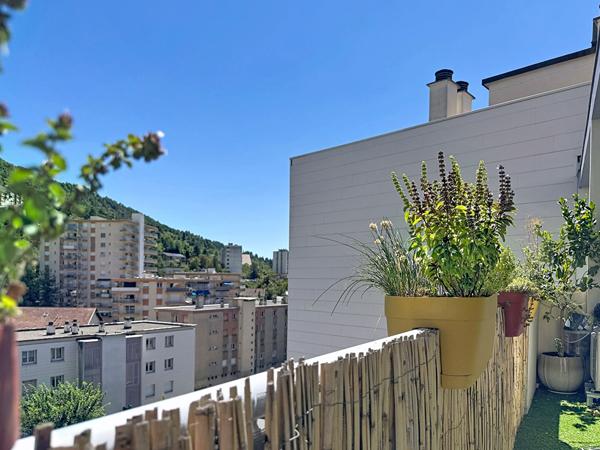 Appartement 4 pièces 90.89 m2