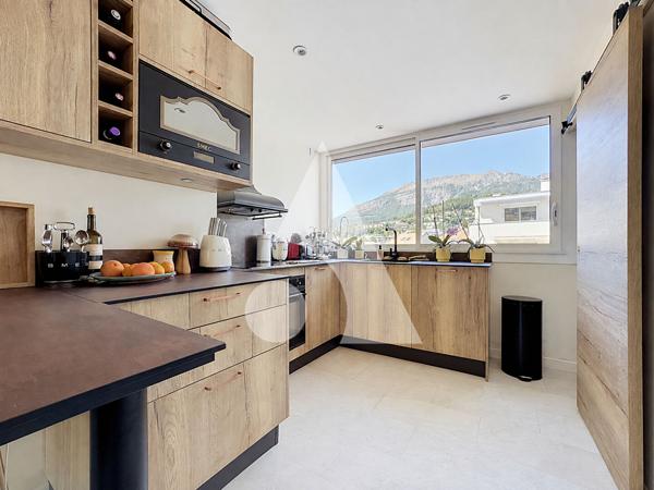 Appartement 4 pièces 90.89 m2