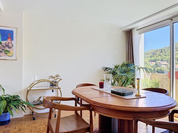 Appartement 4 pièces 90.89 m2
