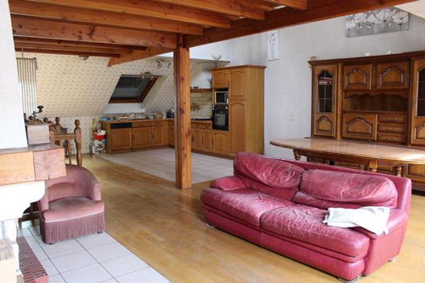 Immeuble à Bort Les Orgues 9 pièce(s) 186 m2