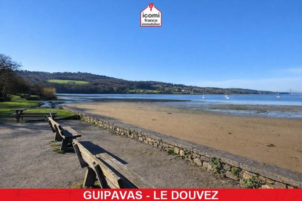 A VENDRE - PROPRIETE T7 DE 250 M² SUR 4000M² DE TERRAIN - VUE MER - TERRAIN ARBORE - SUITE EN RDJ - CALME ET QUIETUDE - RARE