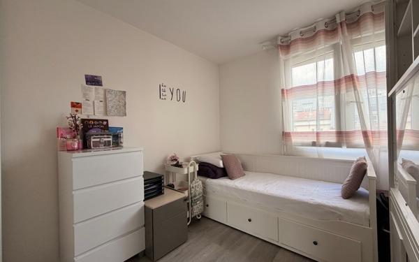 Appartement à louer    4 pièces • 82,57 m2 Montrouge