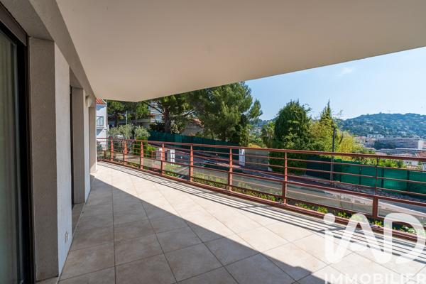 Appartement à vendre 3 pièces 66,01 m² Le Cannet