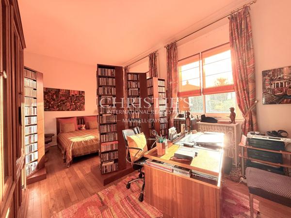 Élégance Intemporelle au Bord de la Charente