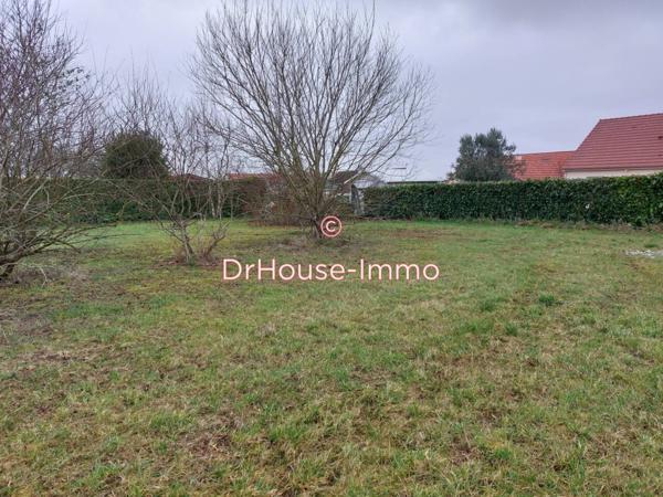 Terrain à vendre de 1 147 m²