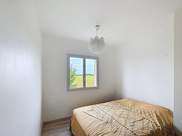 Maison contemporaine de 190 m² sur 1100 m² de terrain avec piscine et haute performance énergétique