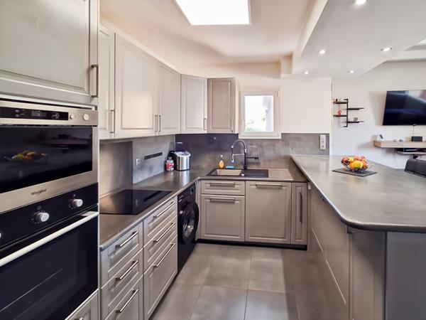 Appartement Rognac 4 pièce(s) 77.25 m2