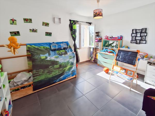 Appartement Rognac 4 pièce(s) 77.25 m2