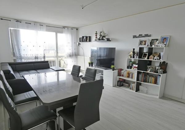 Appartement Neuilly Plaisance 4 pièce(s) 65 m2