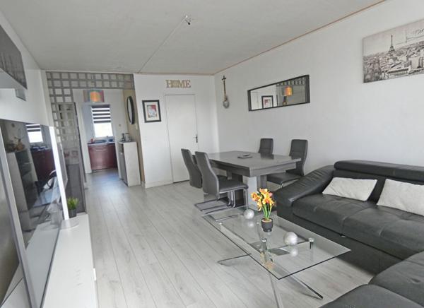 Appartement Neuilly Plaisance 4 pièce(s) 65 m2