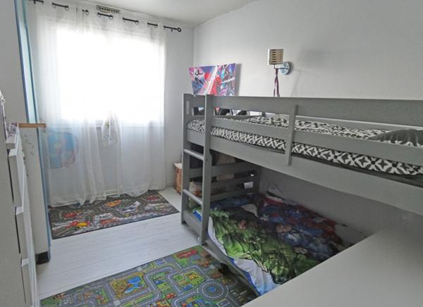 Appartement Neuilly Plaisance 4 pièce(s) 65 m2