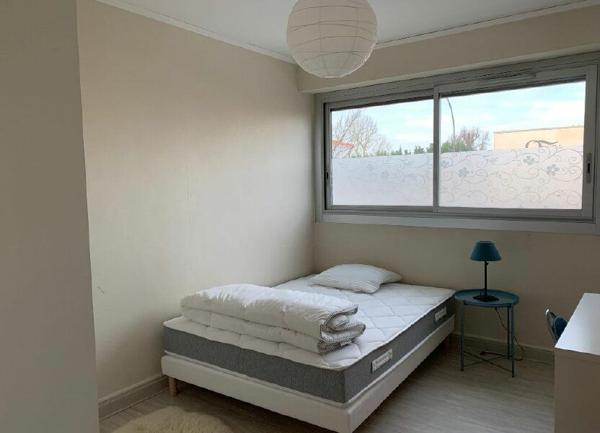Appartement à louer    1 pièce •  Talence