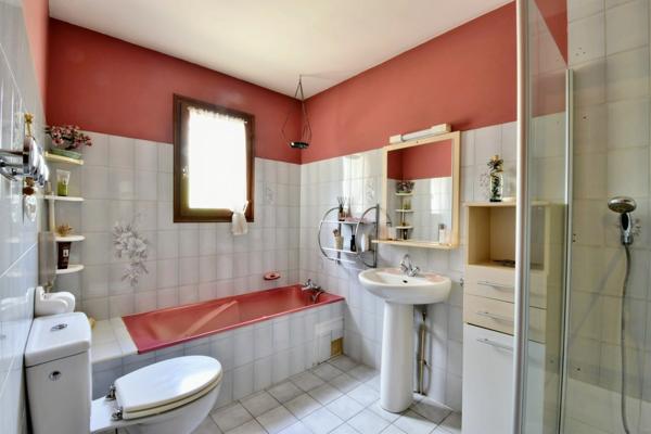 LESPINASSE – MAISON INDIVIDUELLE DE PLAIN-PIED 107 M² – 3 CHAMBRES – TERRAIN 740 M² – GRAND GARAGE