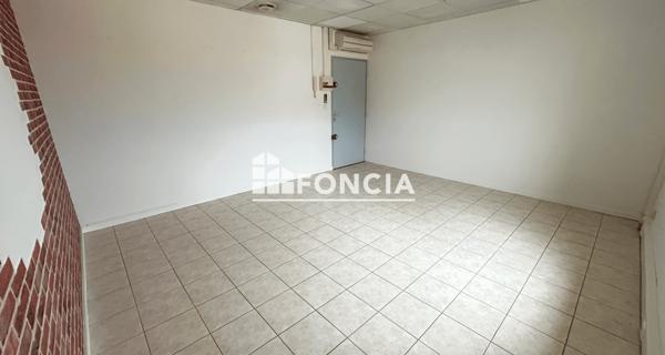 Location Local commercial 1 pièce 19.69 m² - Lunel 34400