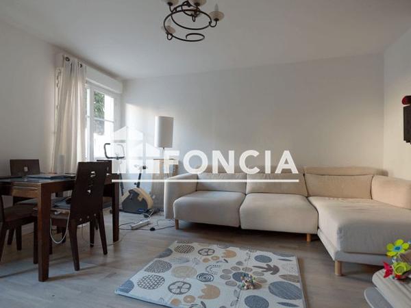 À vendre Appartement 2 pièces 42 m² - Corbeil-essonnes 91100