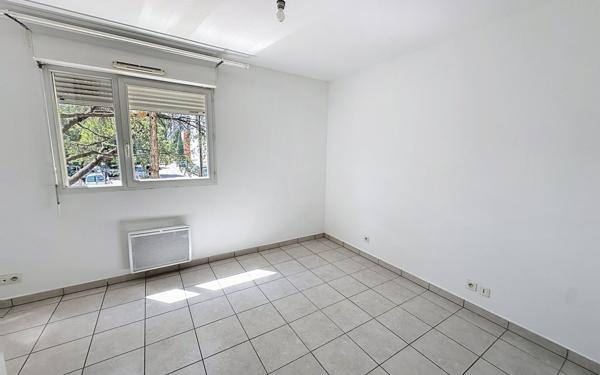 Appartement à vendre    2 pièces • 48 m2 Avignon