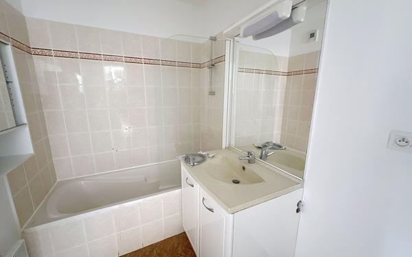 Appartement à vendre    2 pièces • 48 m2 Avignon