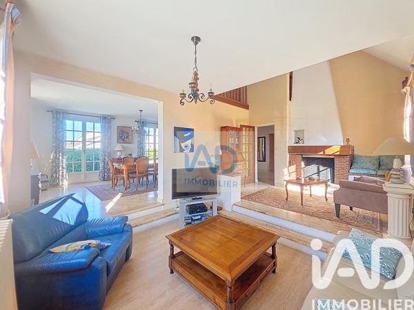 Maison à vendre 4 pièces 145 m² Châteauneuf-sur-Loire