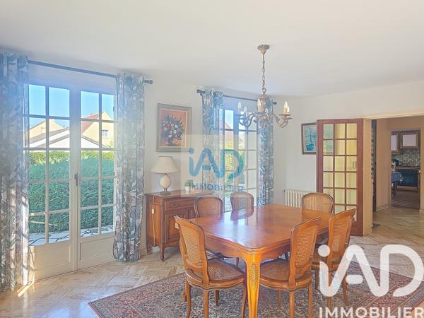 Maison à vendre 4 pièces 145 m² Châteauneuf-sur-Loire
