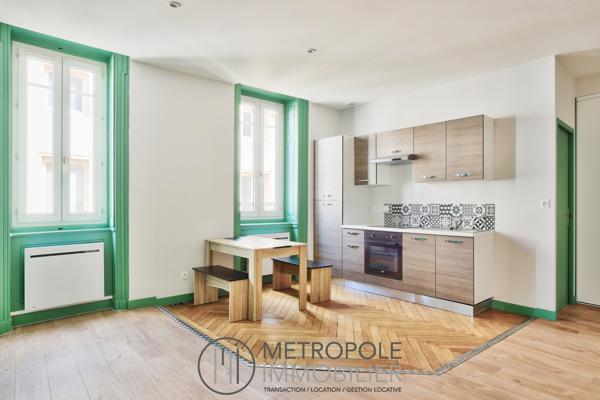 Appartement 3 pièce(s) 2 chambre(s) 57 m²