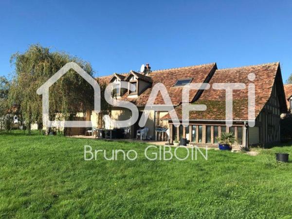 Propriété avec maison principale, gîtes et chambres d'hôtes