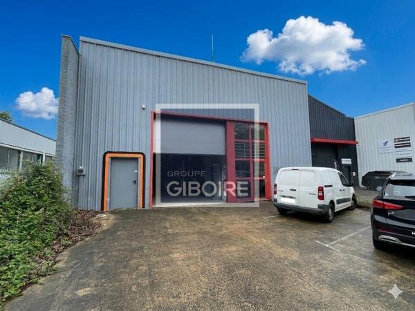Local d'activites 600 m² à louer CESSON SEVIGNE (réf : 35.4609)