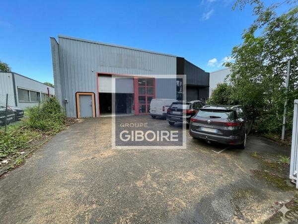 Local d'activites 600 m² à louer CESSON SEVIGNE (réf : 35.4609)
