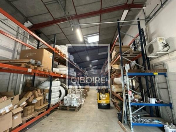 Local d'activites 600 m² à louer CESSON SEVIGNE (réf : 35.4609)