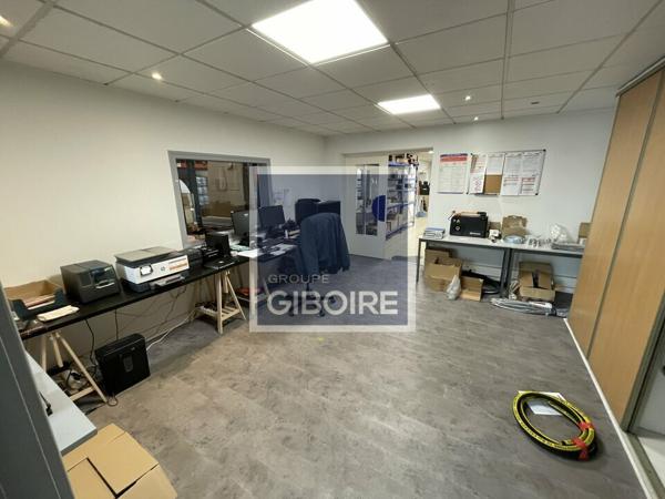 Local d'activites 600 m² à louer CESSON SEVIGNE (réf : 35.4609)