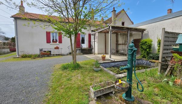 2 minutes du centre de Noyers sur Cher Charmante maison de plain pied