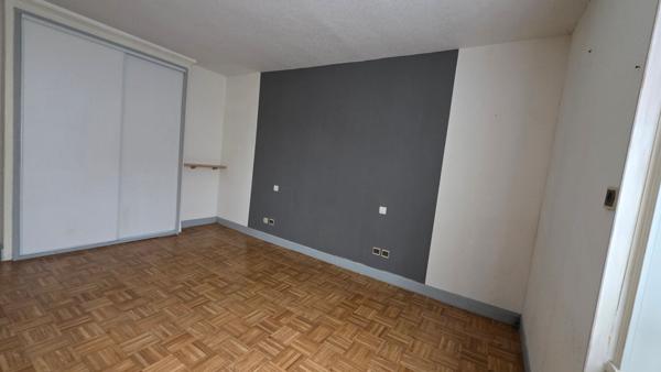 2 minutes du centre de Noyers sur Cher Charmante maison de plain pied