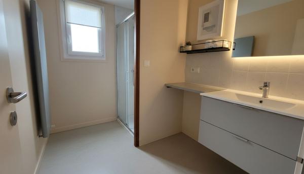 2 minutes du centre de Noyers sur Cher Charmante maison de plain pied