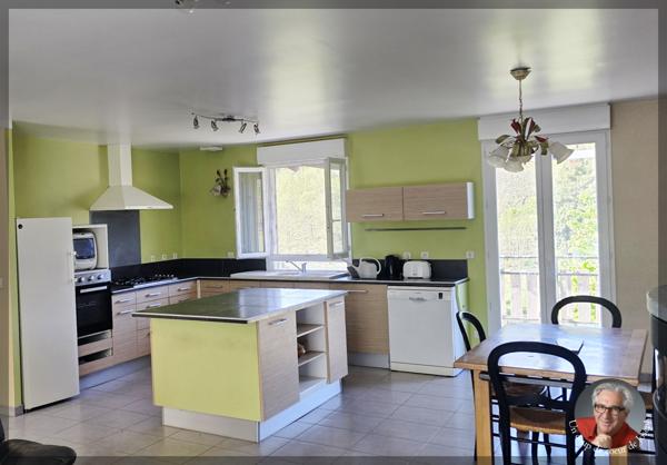 St appolinaire de rias (07240) Maison sans vis à vis avec vue dégagée - 146 m² habitables sur grand terrain