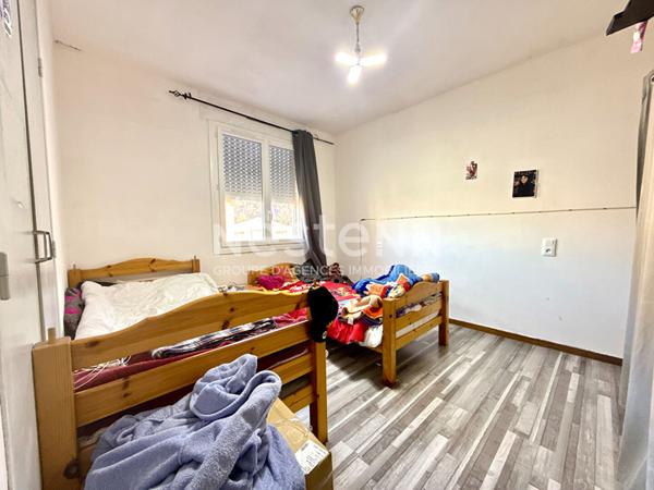 A VENDRE : MAISON FAMILIALE SPACIEUSE ET CONFORTABLE DANS UN QUARTIER CALME