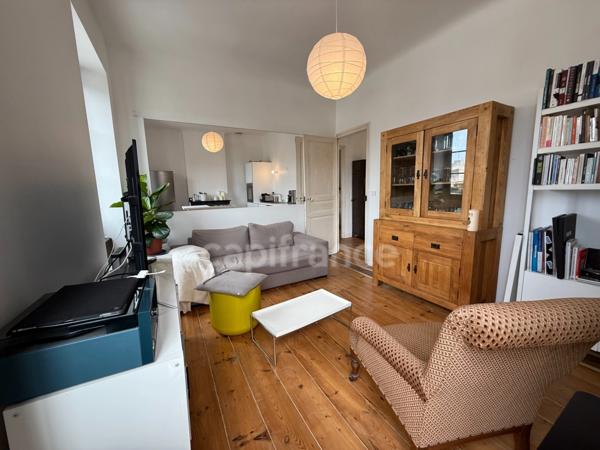 Maison de ville avec rapport locatif dans copropriété