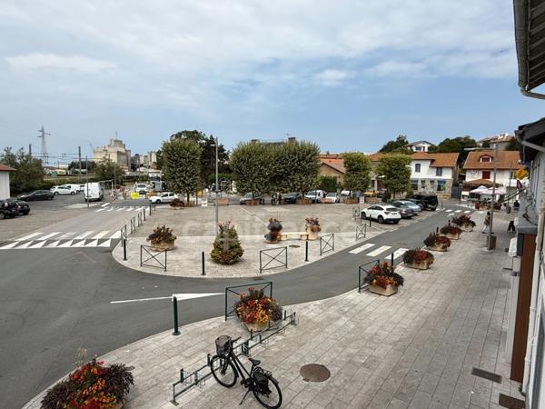 Maison de ville avec rapport locatif dans copropriété