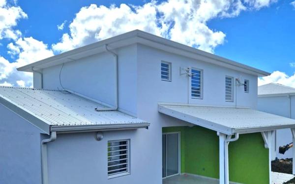 Maison à louer    4 pièces •  Le Diamant