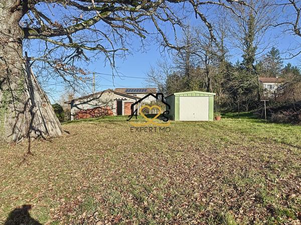 Courpière (63120) Maison à rénover sur grand terrain à Courpière