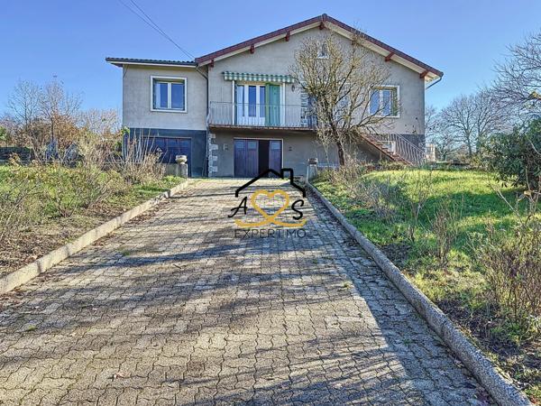 Courpière (63120) Maison à rénover sur grand terrain à Courpière