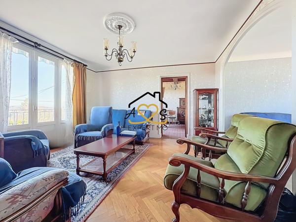 Courpière (63120) Maison à rénover sur grand terrain à Courpière