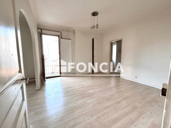 Location Appartement 2 pièces 54.98 m² - 51 RUE CARNOT Gap 05000