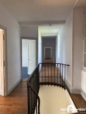 Location Grande maison Charentaise - 220m² - 5 pièces - jardin et dépendances - VAL DE COGNAC