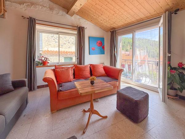 MAISON DE VILLAGE 68m2 avec TERRASSE