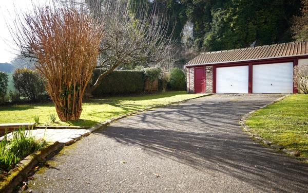 Maison à vendre    5 pièces • 151 m2 Boves